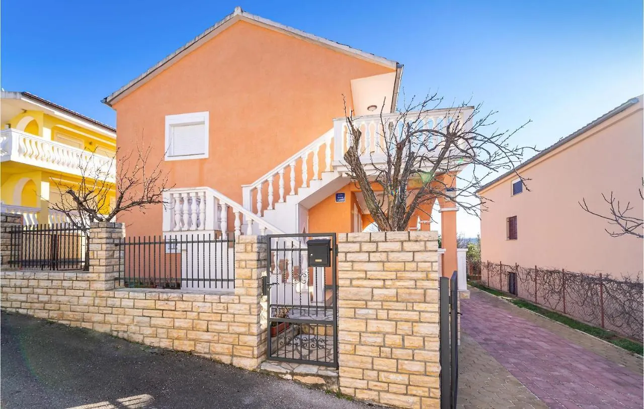 2 Bedroom Stunning Apartment In Krusevo