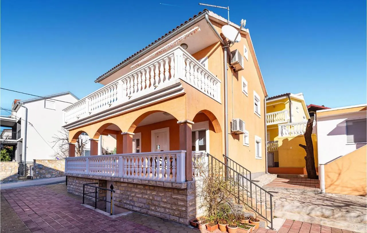 2 Bedroom Stunning Apartment In Krusevo Croatia