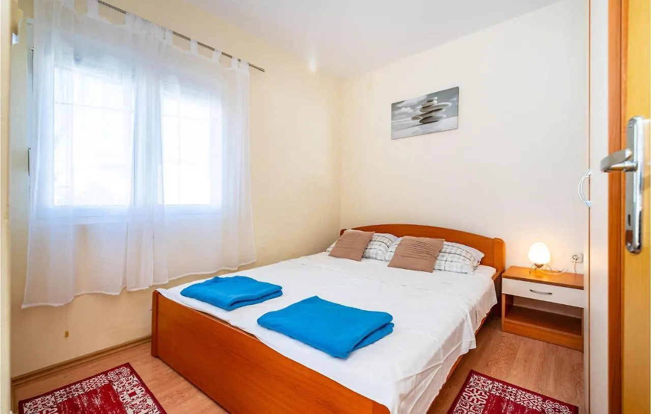 2 Bedroom Stunning Apartment In Krusevo